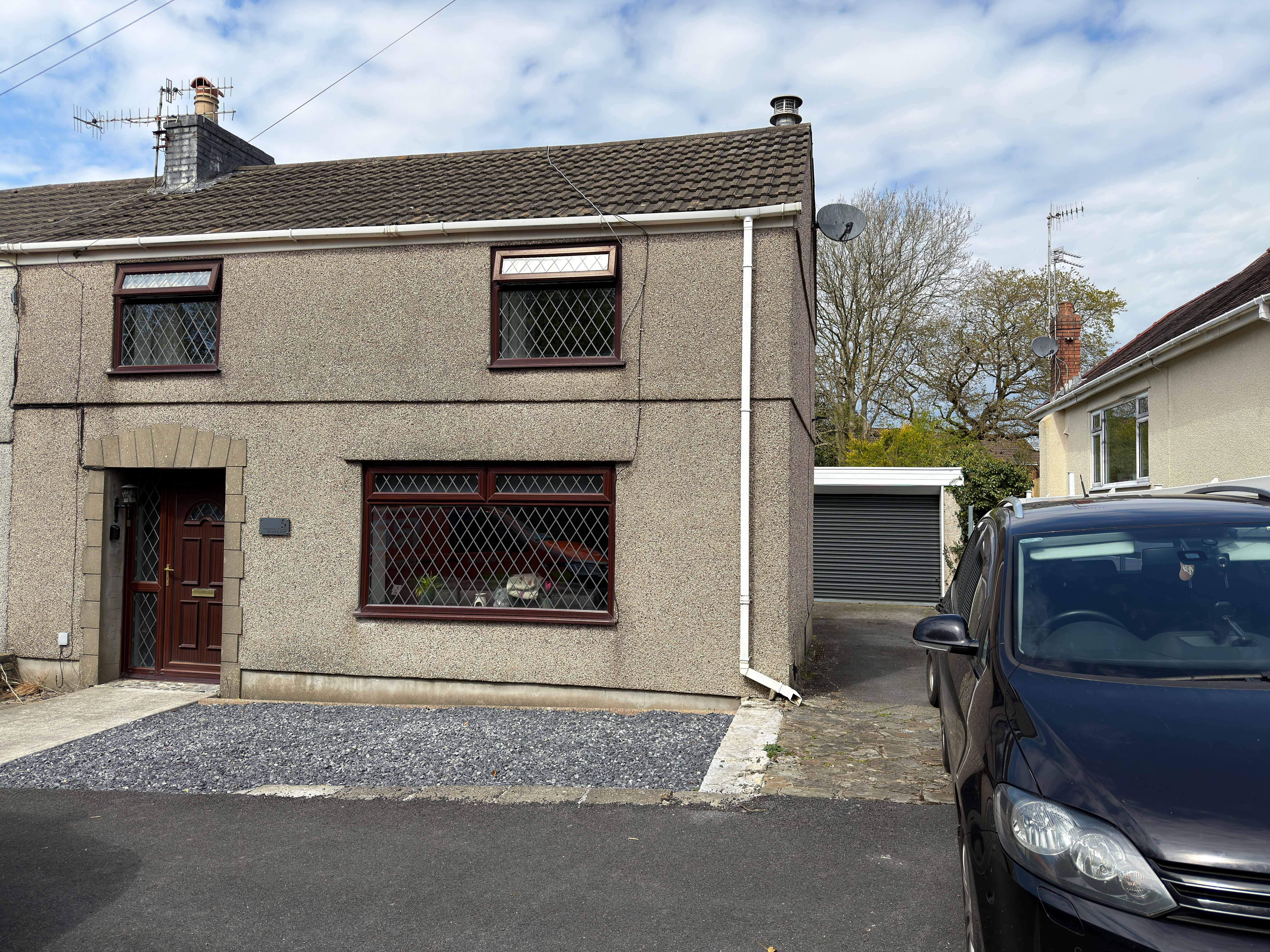 5 PENLLWYNRHODYN RD, LLANELLI