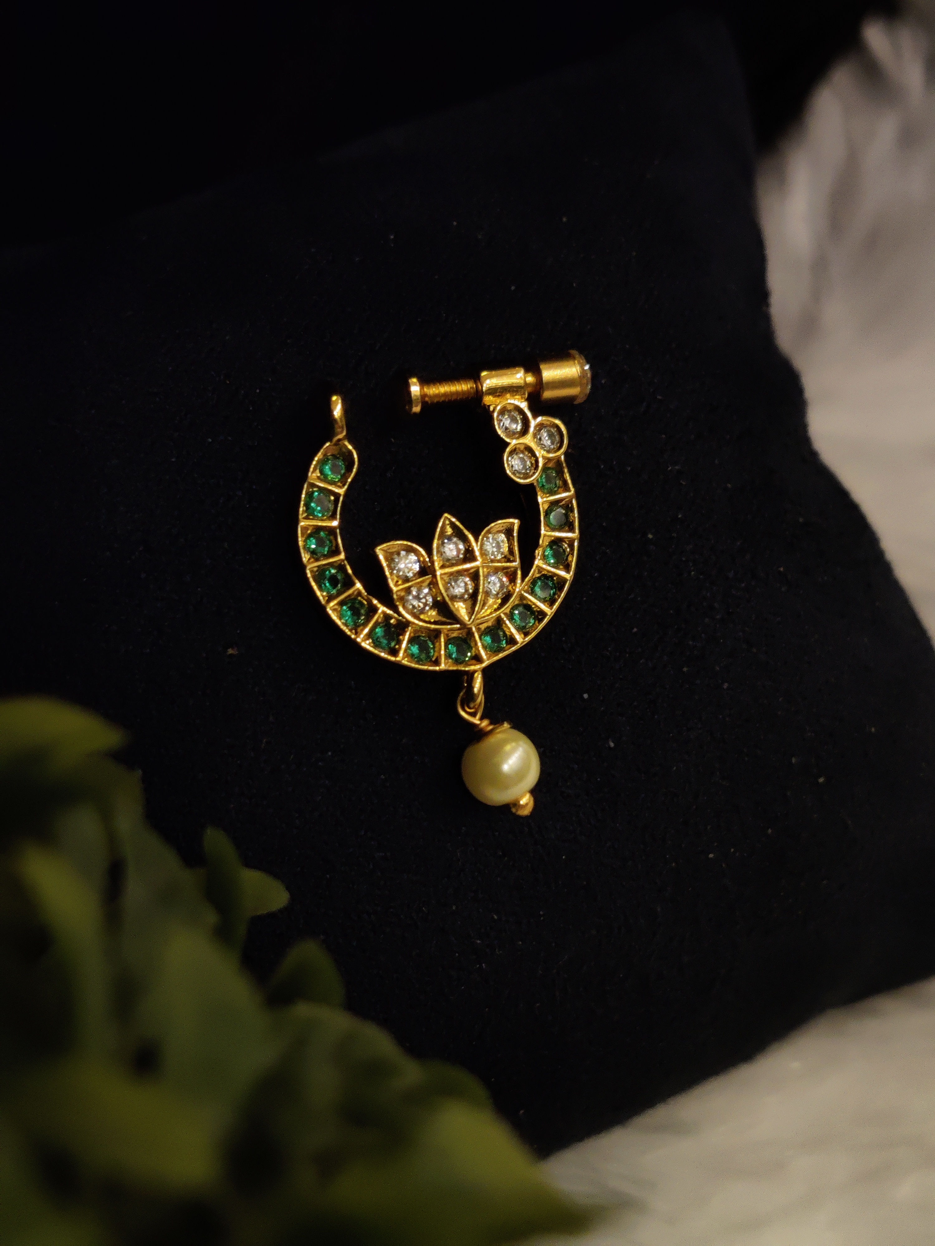 Lotus Nose Pin