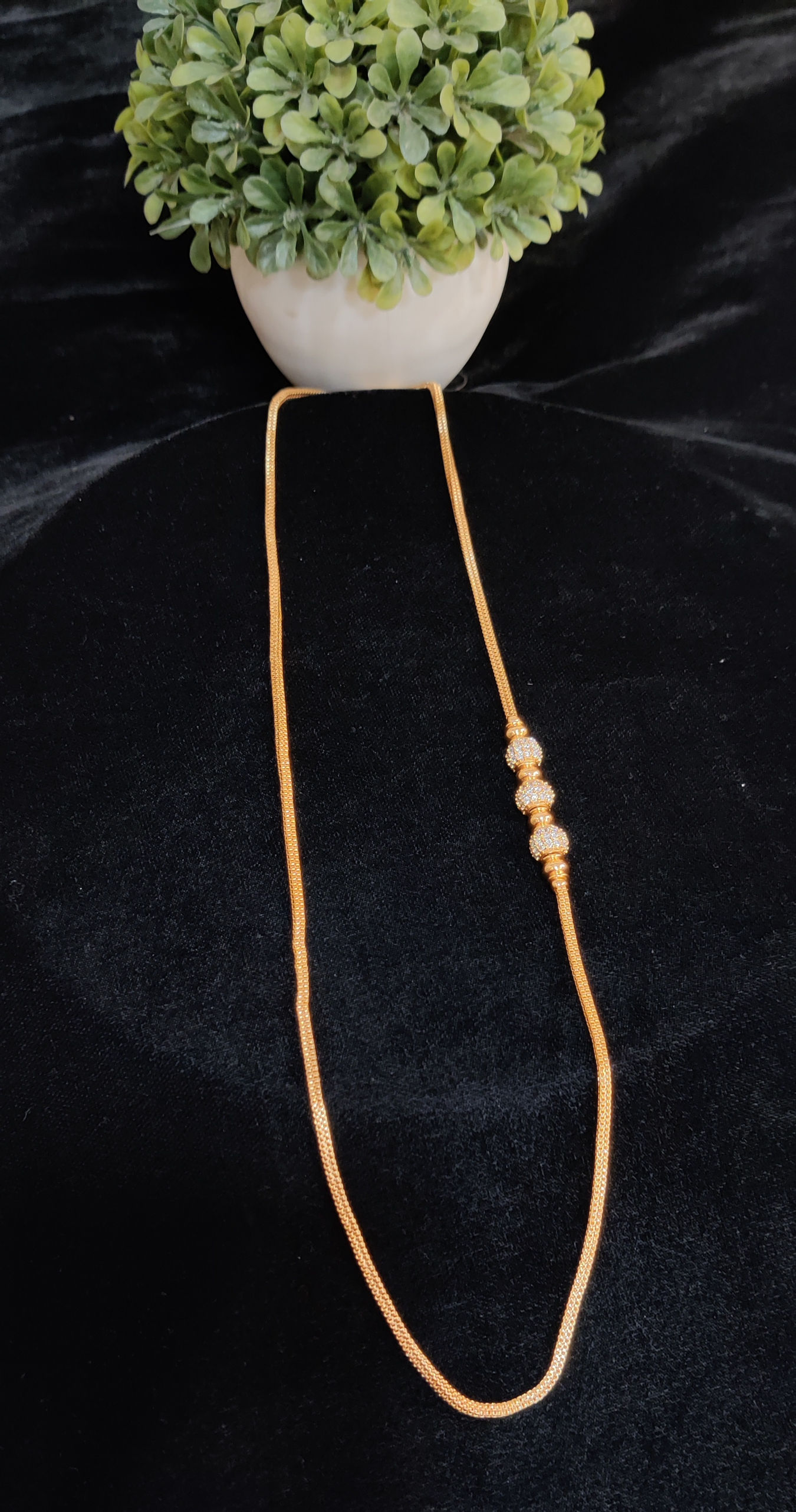 Mogappu Chain