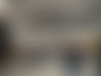 Mednarodni študenti med spoznavanjem robotike, razširjene resničnosti in umetne inteligence v laboratoriju LabTOP na Rudolfovem.