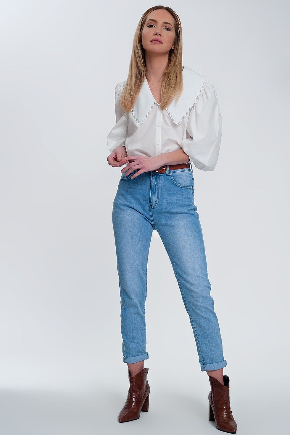 Thumbnail: Oversized Collared Shirt in White