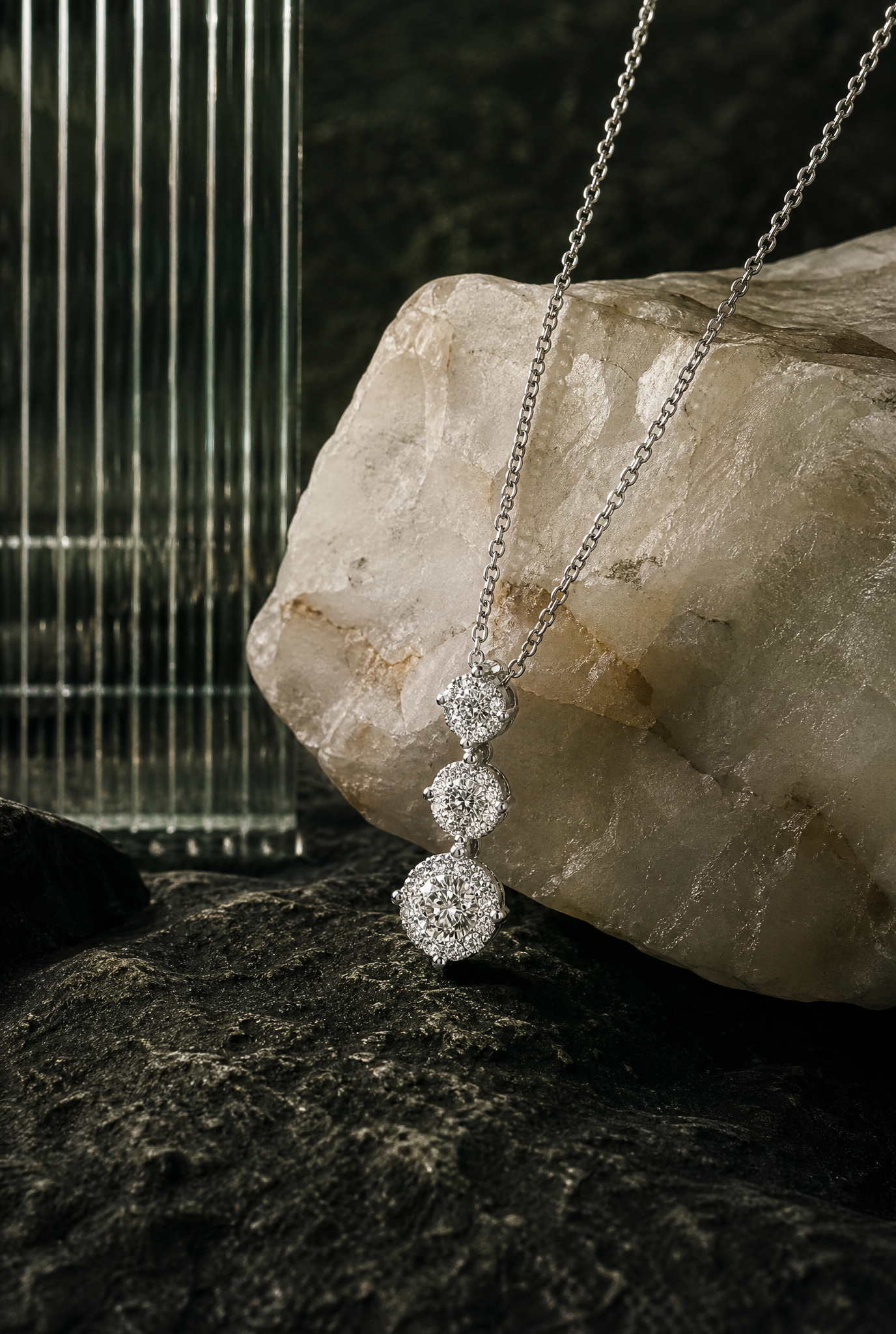 The Hydrielle Cluster Pendant