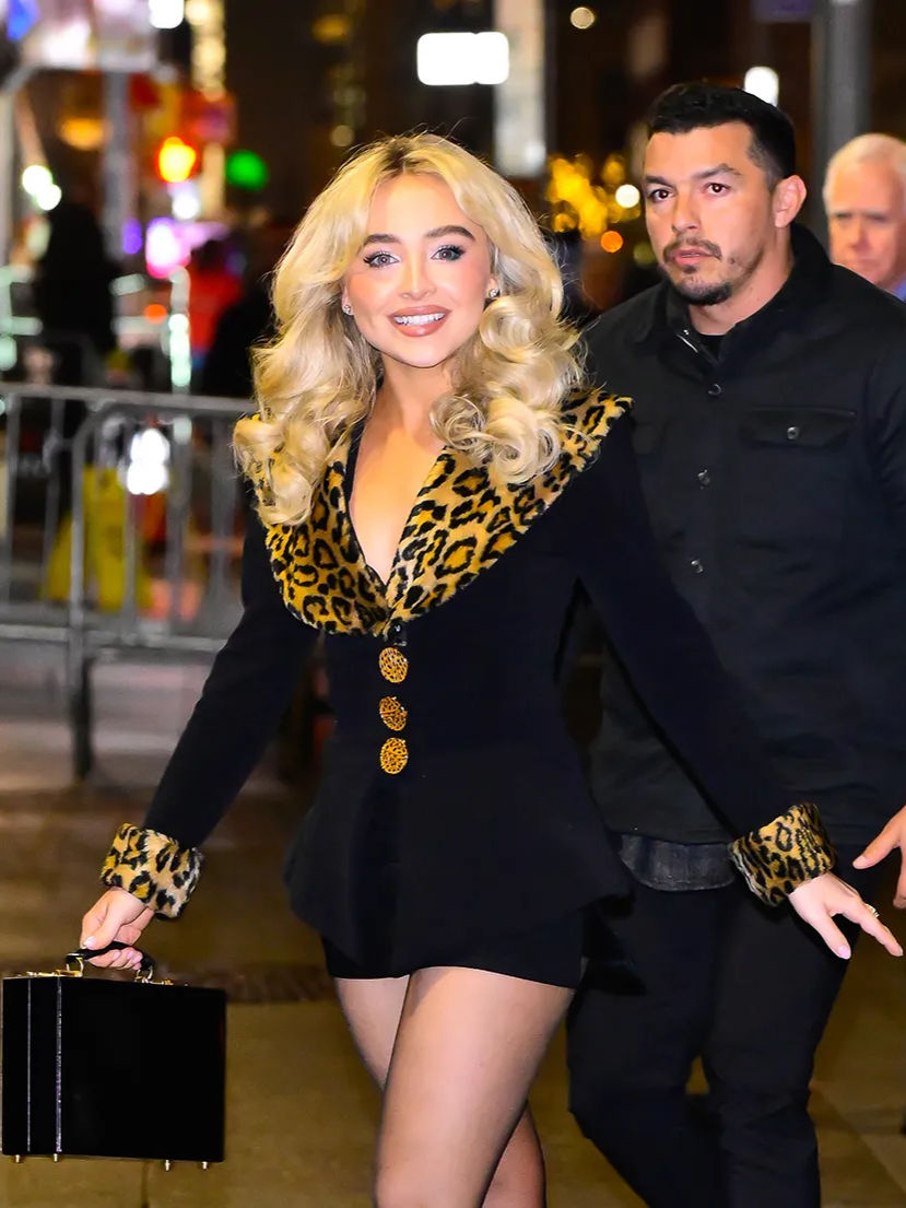 Thumbnail: Lillie Rubin Leopard Skirt Suit