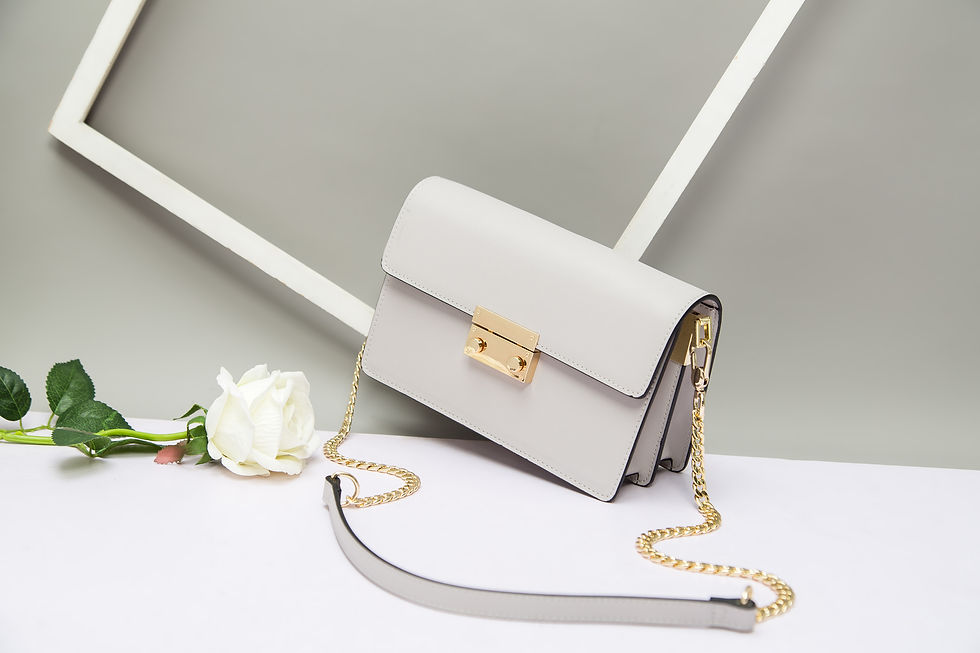 Thumbnail: Women's Elegant Ladies Leather handbag