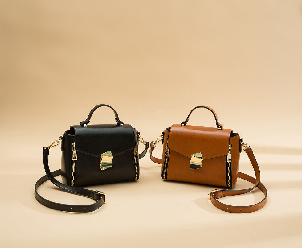 Thumbnail: Women's Trunk-Style Vintage Wax leather handbag - Black