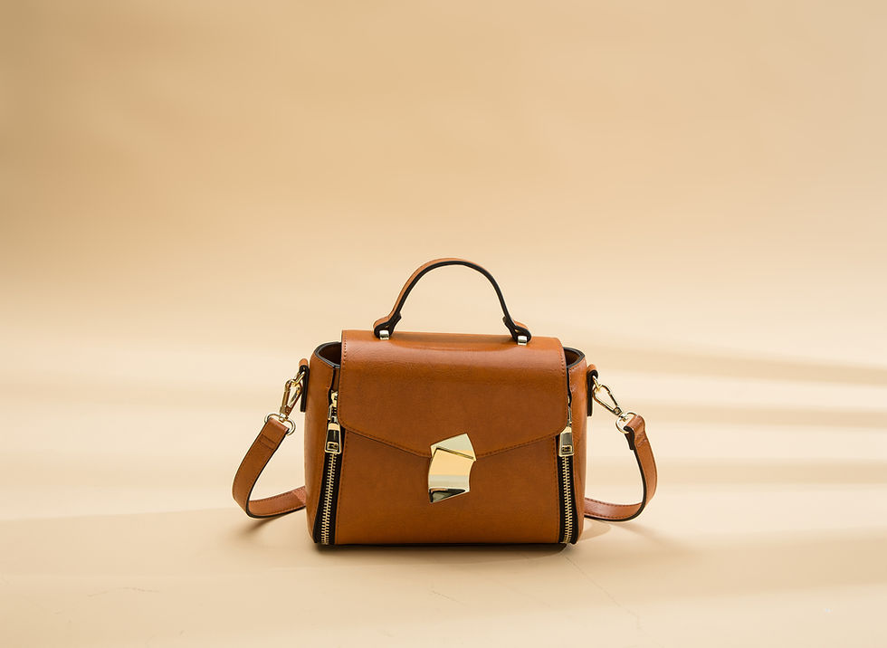 Thumbnail: Women's Trunk-Style Vintage Wax leather handbag - Black