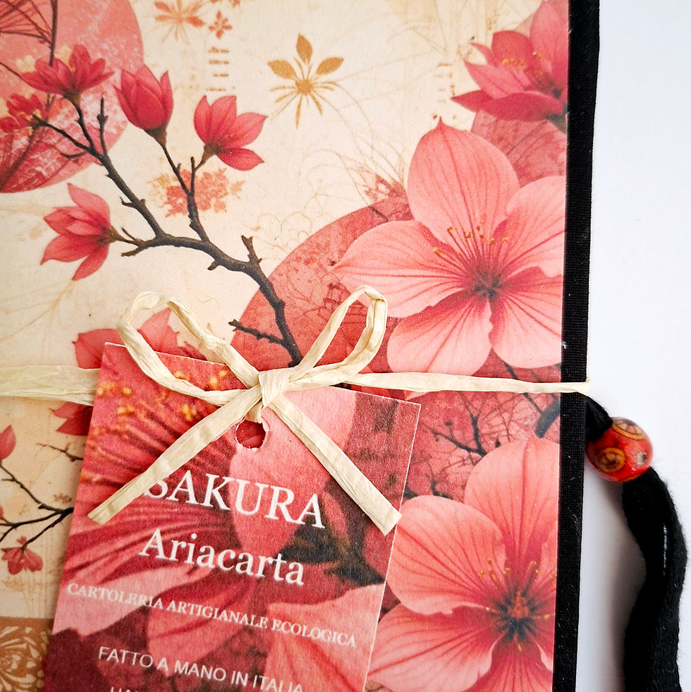 Thumbnail: Taccuino Artigianale 9.5x14 cm, Sakura 8, in carta riciclata