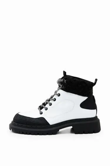 Desigual (Bottes de trekking à lacets)