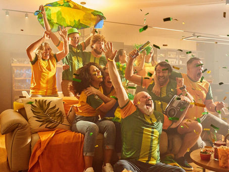 Cresol convoca torcida de cooperados com sua nova campanha baseada na Copa do Mundo