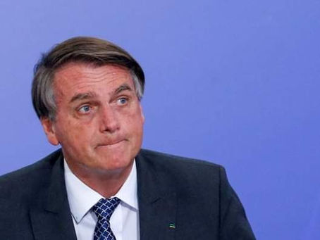 Bolsonaro é internado em hospital de São Paulo