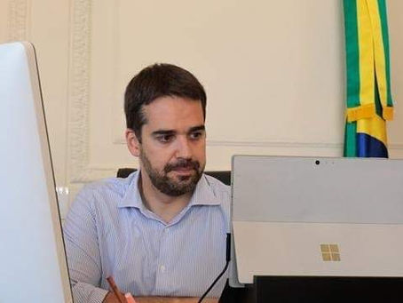 Governo do RS determina retorno presencial obrigatório a todas as redes de ensino