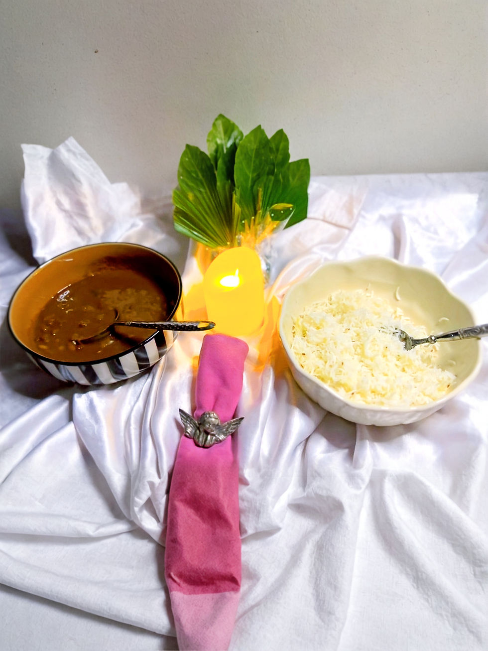 Thumbnail: 'Stripes at Ease' Food Bowl