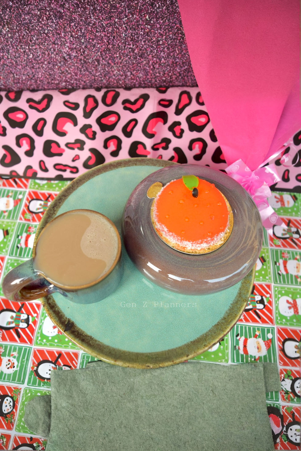 Thumbnail: 'Grapey Cup' with Plate