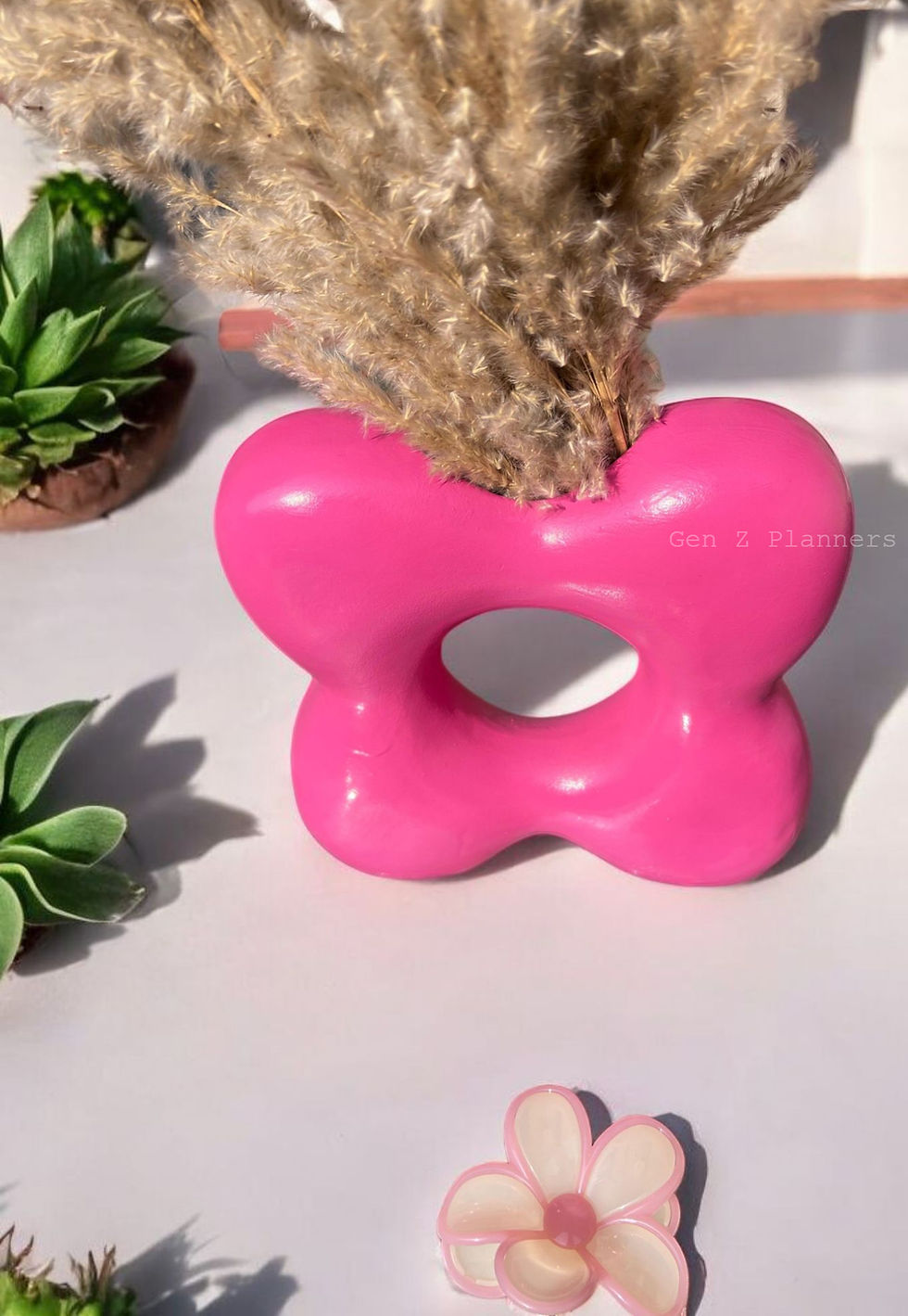 Thumbnail: 'Boho Flower Shaped' Vase