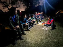 二級山藝課程是根據中國香港攀山及攀登總會（China Hong Kong Mountaineering and Climbing Union）訓練手冊內容制定。教授學員登山露營的知識及技術，使學員能安全地在山野中進行遠足露營活動，並協助學員熟習各種山藝技巧，體驗各種山野環境及突變的天氣。

一級山藝課程旨為對登山活動，在香港本土行山，遠足有興趣之人士提供基本技術及理論訓練、灌輸安全的登山觀念，並培養良好的登山態度，令學員可安全地享受穿梭於山野峰巒間的樂趣。

三級山藝課程訓練學員在策劃及帶領登山活動時的安全意識，及處理意外事故的能力，具備「三級山藝(領袖)訓練證書」及持有由香港特別行政區政府認可的有效急救資格之人士，可在證書簽發兩年內向本會申請註冊。 

（國際攀山聯盟（UIAA）、CHKMCU、攀山、遠足、登山，露營、山藝繩索 、無痕登山、漁護署）
一級山藝課程旨為對登山活動，在香港本土行山，遠足有興趣之人士提供基本技術及理論訓練、灌輸安全的登山觀念，並培養良好的登山態度，令學員可安全地享受穿梭於山野峰巒間的樂趣。

三級山藝課程訓練學員在策劃及帶領登山活動時的安全意識，及處理意外事故的能力，具備「三級山藝(領袖)訓練證書」及持有由香港特別行政區政府認可的有效急救資格之人士，可在證書簽發兩年內向本會申請註冊。 

（國際攀山聯盟（UIAA）、CHKMCU、攀山、遠足、登山，露營、山藝繩索 、無痕登山、漁護署）
一級山藝課程旨為對登山活動，在香港本土行山，遠足有興趣之人士提供基本技術及理論訓練、灌輸安全的登山觀念，並培養良好的登山態度，令學員可安全地享受穿梭於山野峰巒間的樂趣。

三級山藝課程訓練學員在策劃及帶領登山活動時的安全意識，及處理意外事故的能力，具備「三級山藝(領袖)訓練證書」及持有由香港特別行政區政府認可的有效急救資格之人士，可在證書簽發兩年內向本會申請註冊。 

（國際攀山聯盟（UIAA）、CHKMCU、攀山、遠足、登山，露營、山藝繩索 、無痕登山、漁護署）