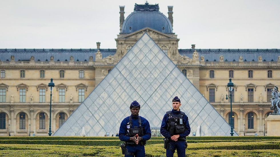 Contraseña 'Louvre': revelan absurdas fallas de seguridad que permitieron el robo al museo parisino