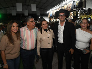 ¡Soledad se une a la fiesta y tradición en la FENAPO 2025!