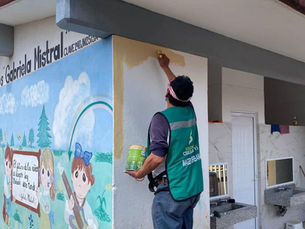 Atiende Soledad solicitudes escolares para dignificar espacios en periodo vacacional.