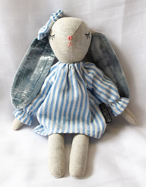 Velvet Ear Bunny - Ivy