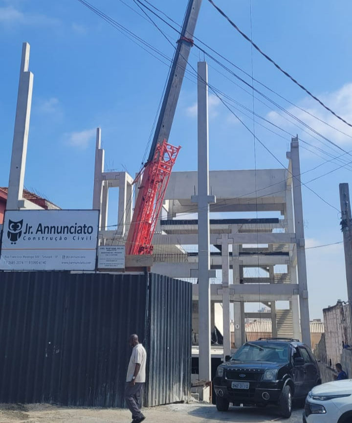 Prédio de concreto pré fabricado
