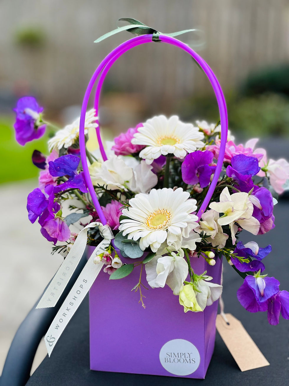 Small Living Card or Handbag Arrangement 