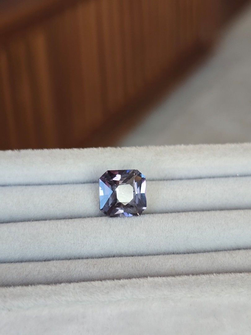 Thumbnail: 3.44ct Unheated Burma Spinel Bi-Color