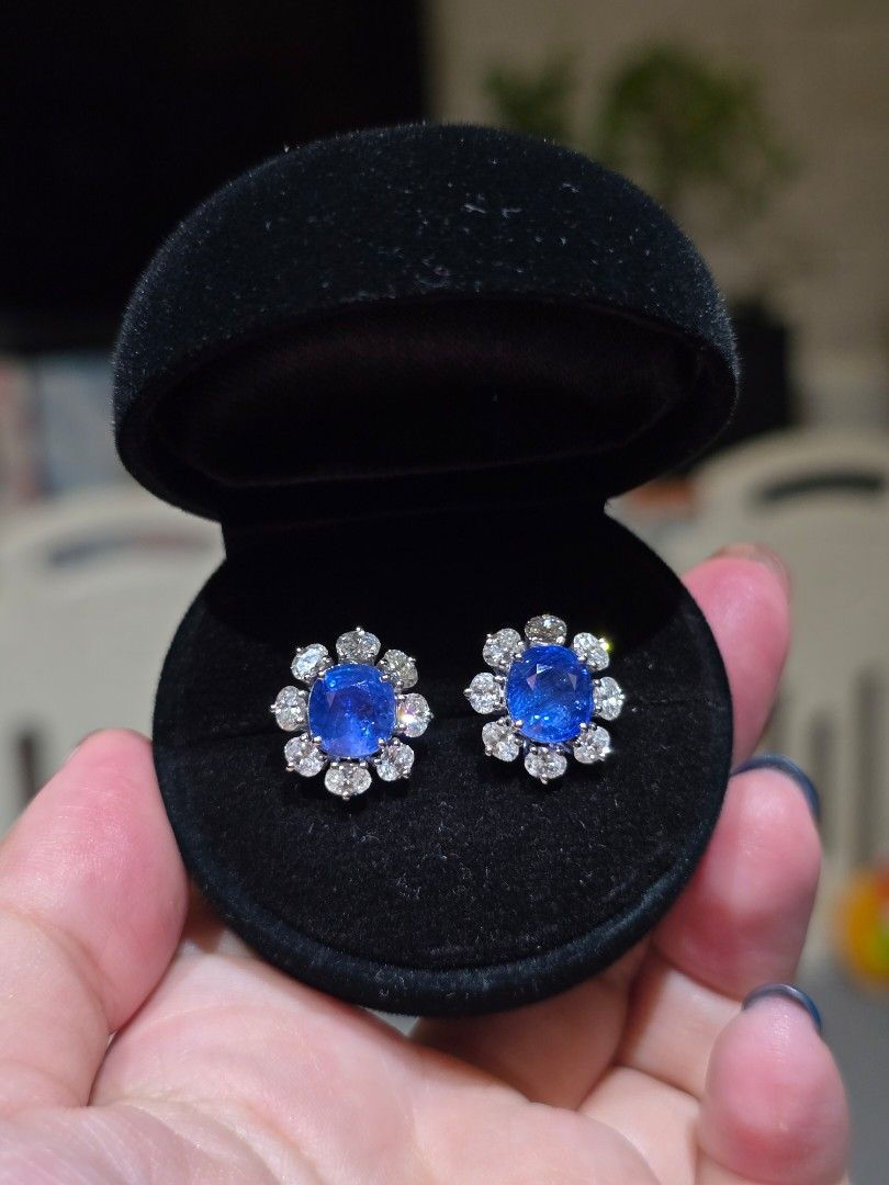 Thumbnail: 5.49ct Unheated Burma Sapphire Earrings