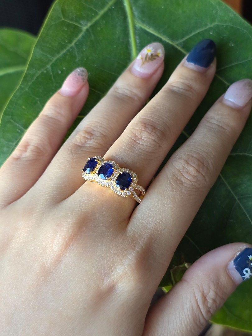 Thumbnail: 2.03ct Unheated Burma Sapphire Ring