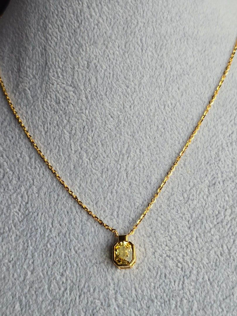Thumbnail: 1.53ct Unheated Burma Danburite Necklace