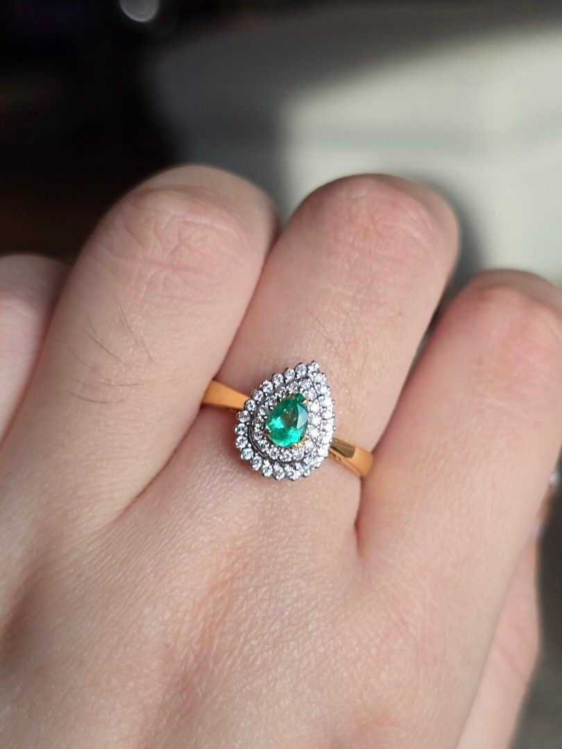Thumbnail: 0.24ct Colombia Emerald Ring