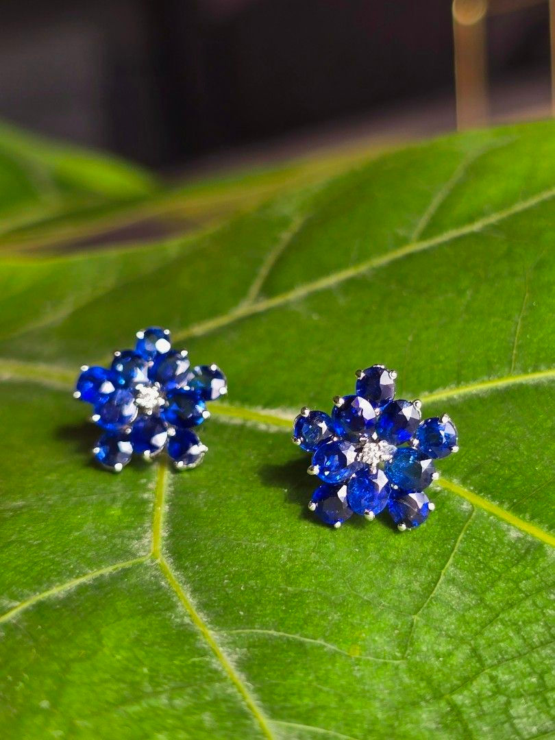 Thumbnail: 6.8ct Unheated Burma Sapphire