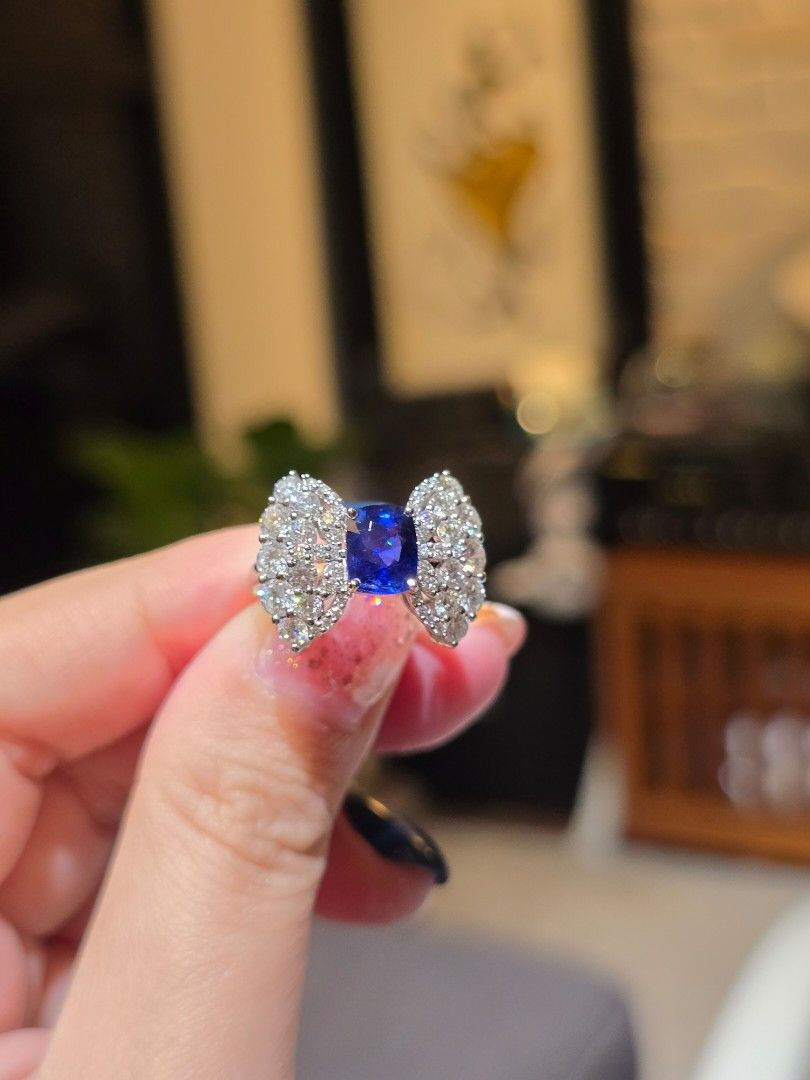 Thumbnail: 1.55ct Unheated Burma Sapphire Intense Blue Ring