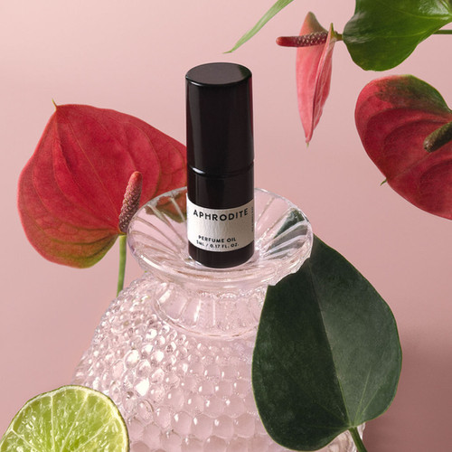 Aphrodite Natural Perfume Oil | 6pm Candle Co.