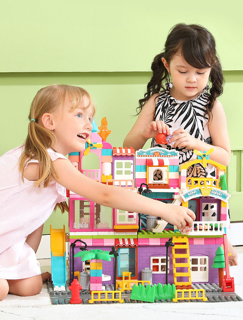 Miniatură: Set de construcție Feelo Big Pink House (400 piese)