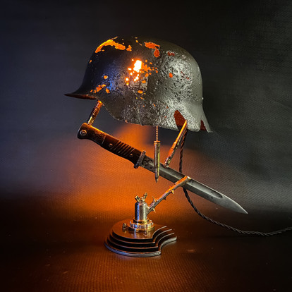 M42 Battle Lamp