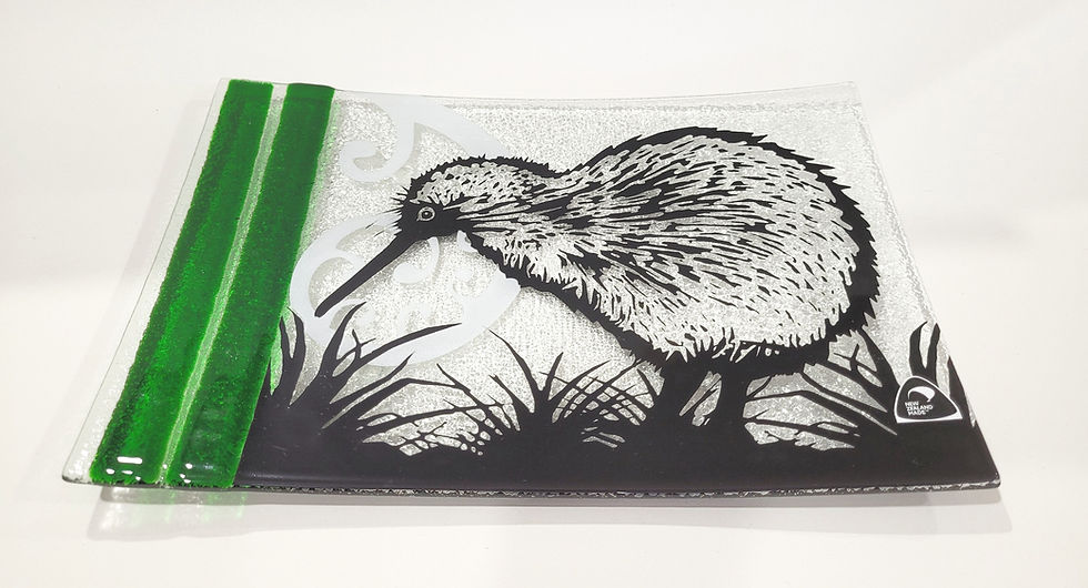 Thumbnail: Kiwi and Ponga Frond Glass Rectangle Plate with stand in Presentation Box