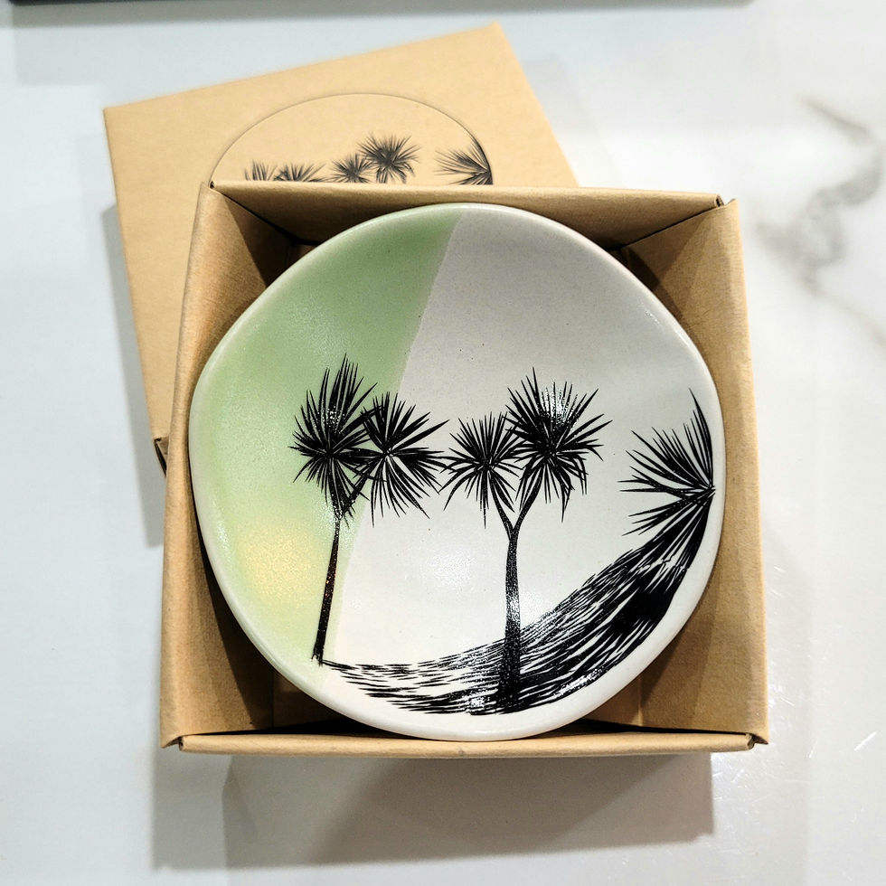 Cabbage Tree Porcelain Dipping Bowl