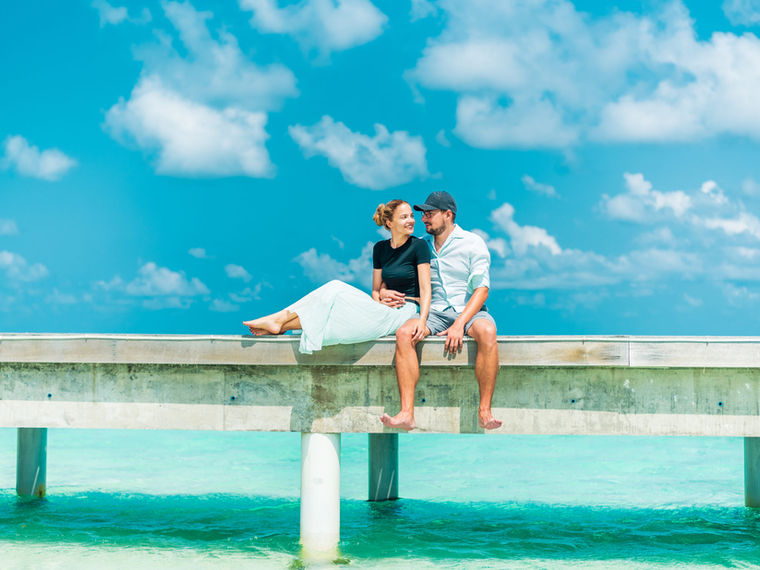 For an exclusive experience in the Maldives with Cocoon Maldives Resort makes sure that couples and families can experience moments of tranquility and relaxation in a unique location nestled in the Indian Ocean. 
