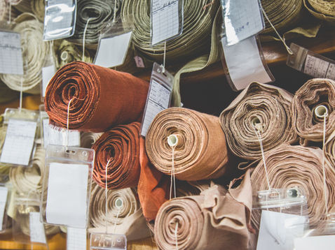 COMO ESCOLHER O TECIDO IDEAL DE ACORDO COM CADA ESTAÇÃO DO ANO