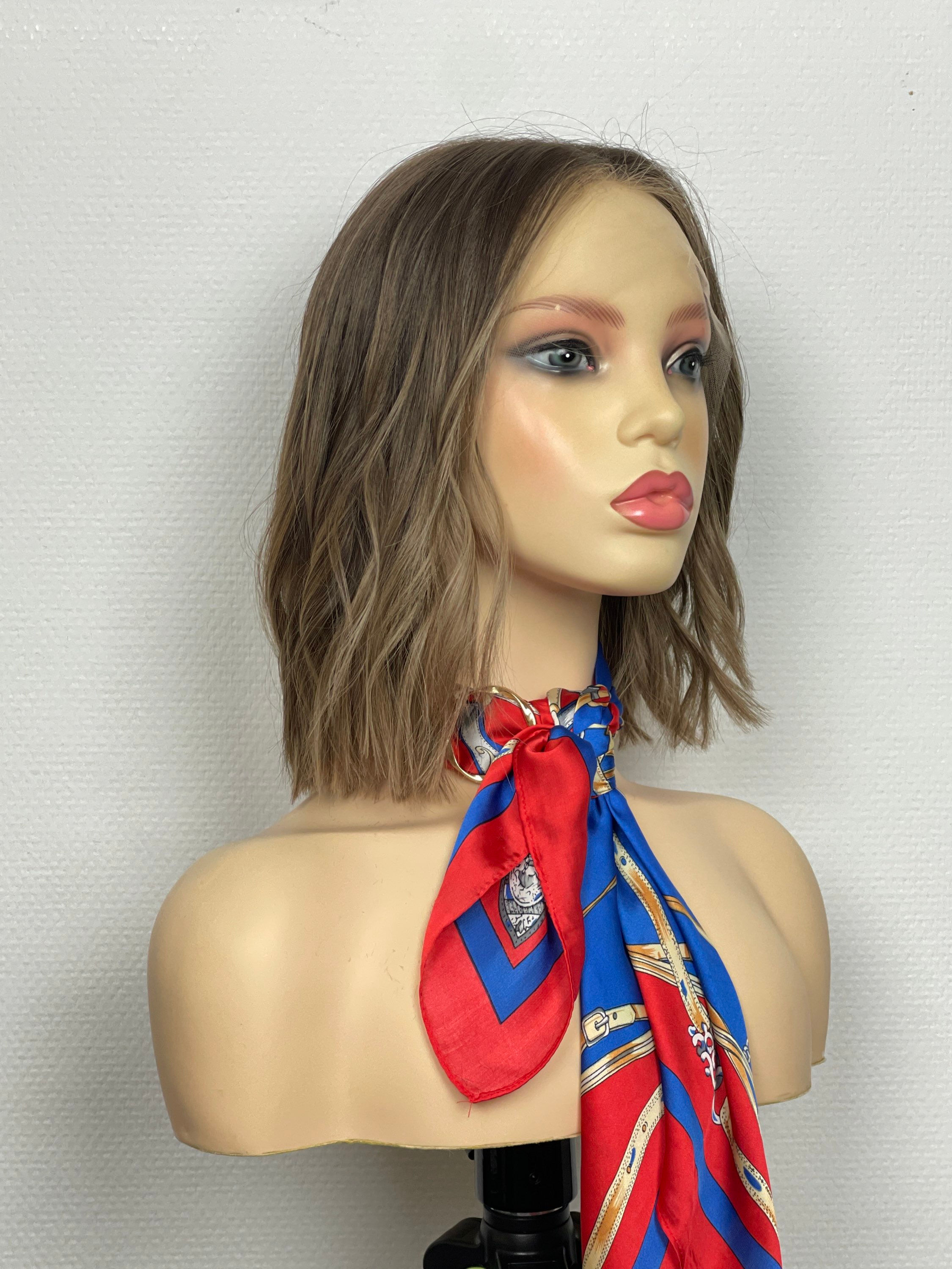 " LORENA" LUXURY LACE-TOP WIG : S, 36cm (14")