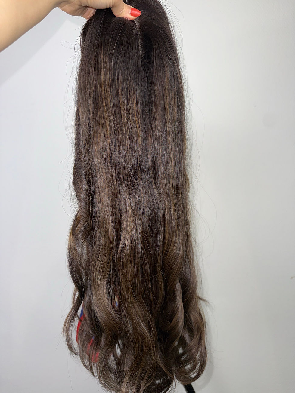 Thumbnail: Custom "DARK ARYA" WAVY TOPPER cheveux européens : 8x8,59cm (23")
