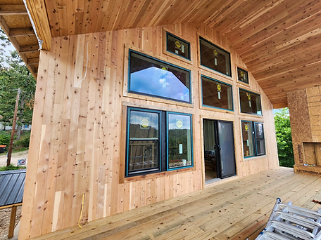 HG061-wood-siding-and-porch.png