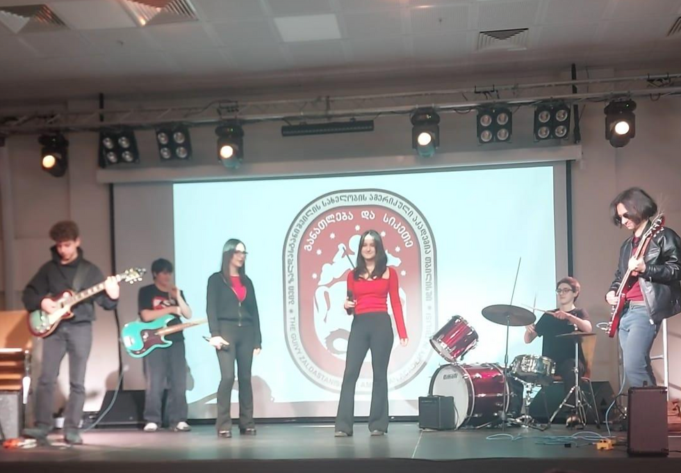 The Vagabonds: The Sound of Our School