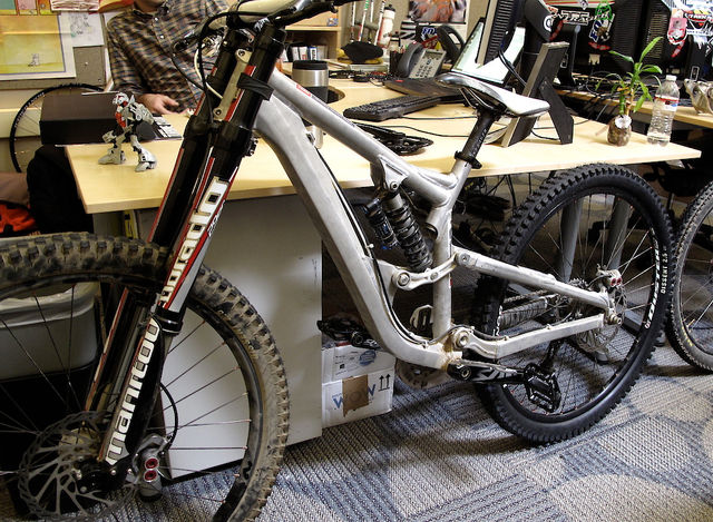 Bicicletas 29" no Downhill?
