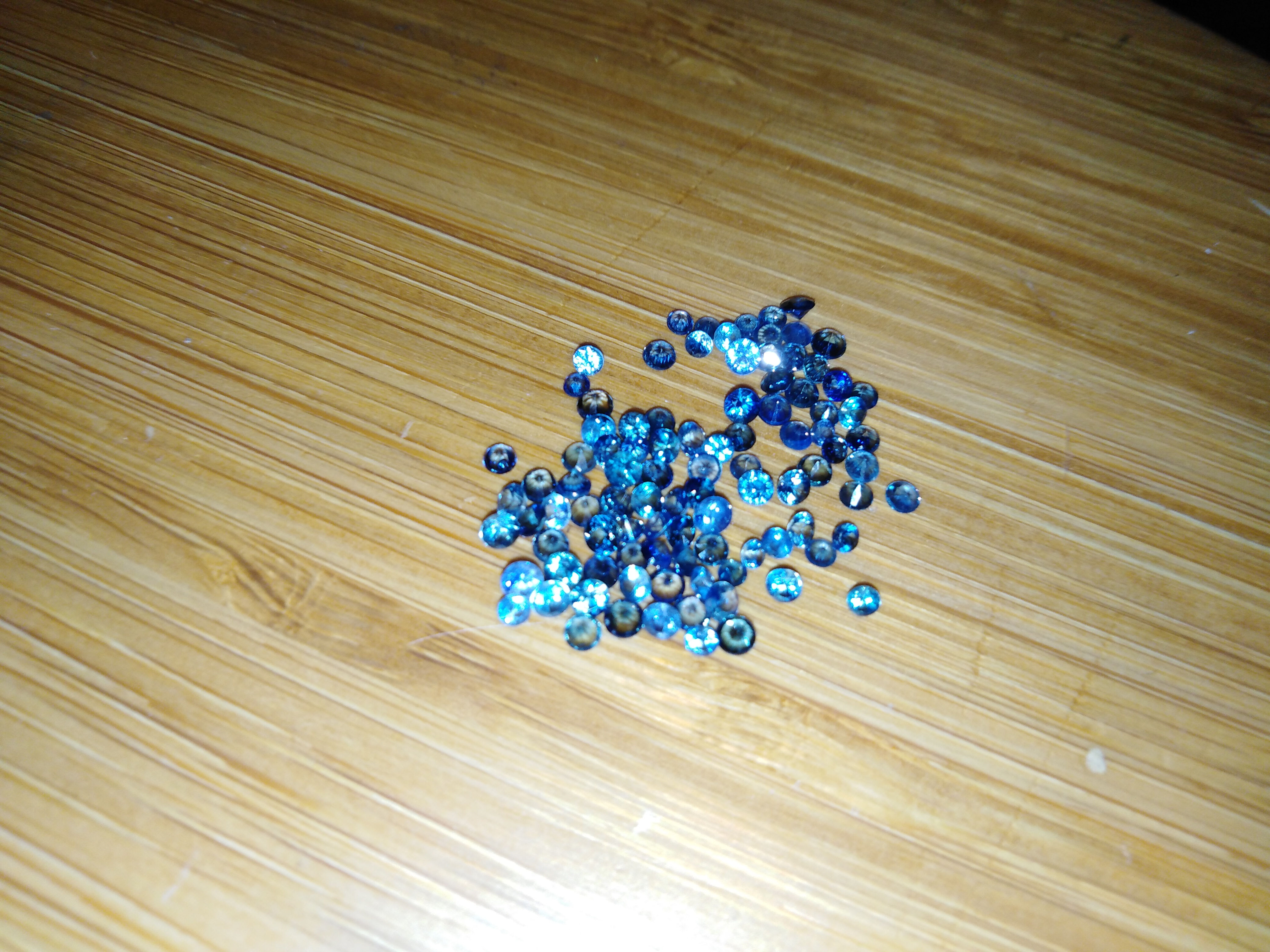 100 loose blue sapphires cornflower royal blue natural gemstones -low heat only