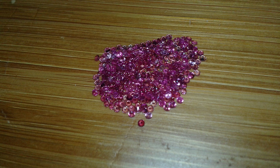 Thumbnail: 1.1mm pink sapphires round faceted low heat only loose gemstones X320 quantity
