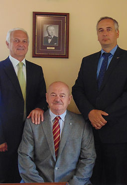 Alapító és tagok.jpg