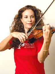 Lynnette Cartagena (violín)
