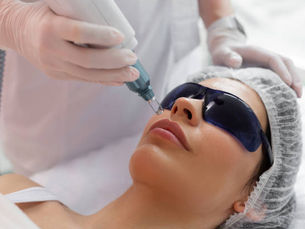 How Does Pico Laser Improve Skin Texture
