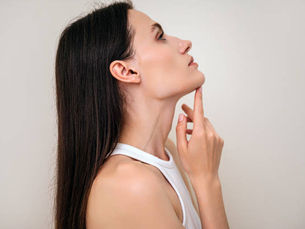 Can HIFU Treatment Help Tighten Loose Skin on the Neck Area